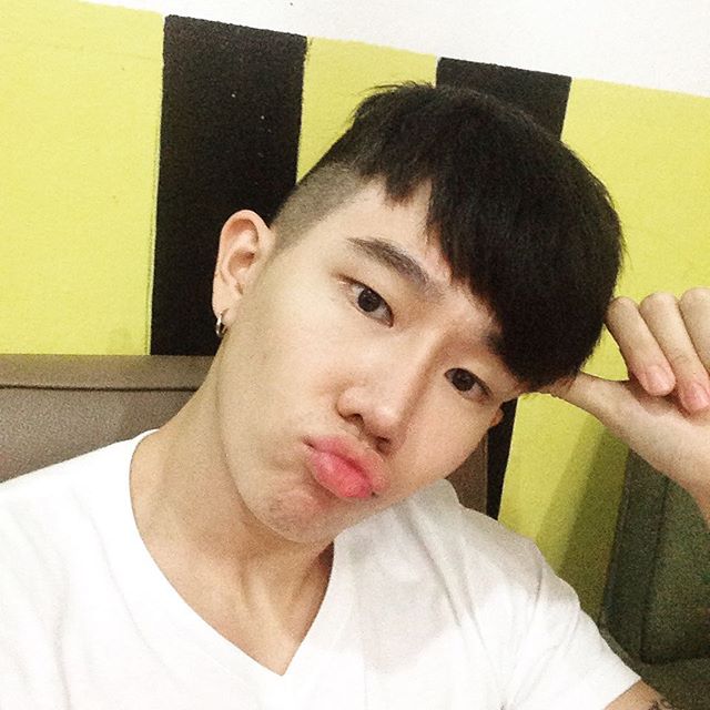 นายแม็กซ์หนุ่มหน้าใส รอยสักสวย IG@M.XZM