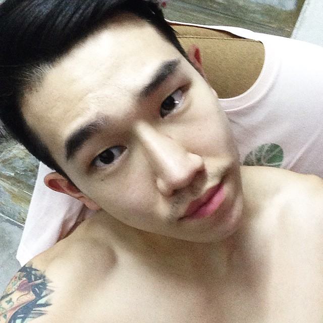 นายแม็กซ์หนุ่มหน้าใส รอยสักสวย IG@M.XZM