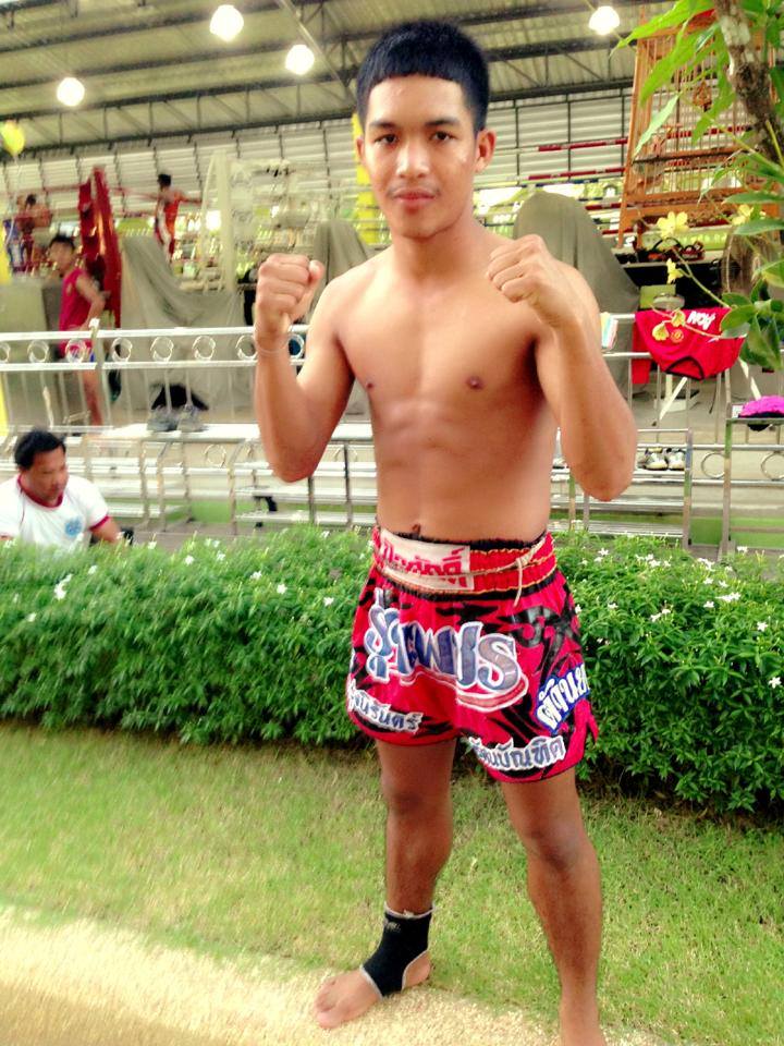 นักมวยไทย ฟิน