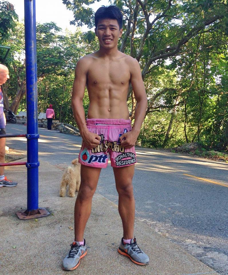 นักมวยไทย ฟิน