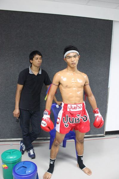 นักมวยไทย ฟิน
