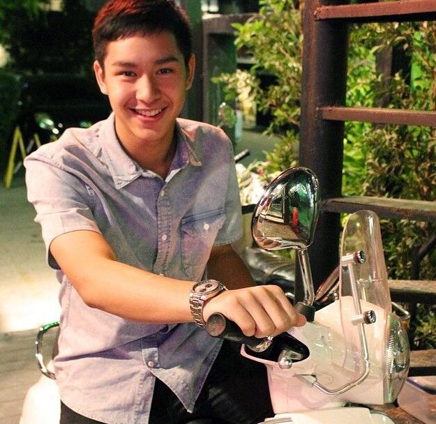 โดนัท หวานๆ ไปทานเล่นไหมครัช