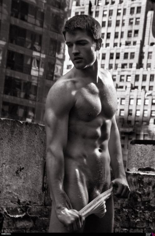 Hot Guy in Underwear 3