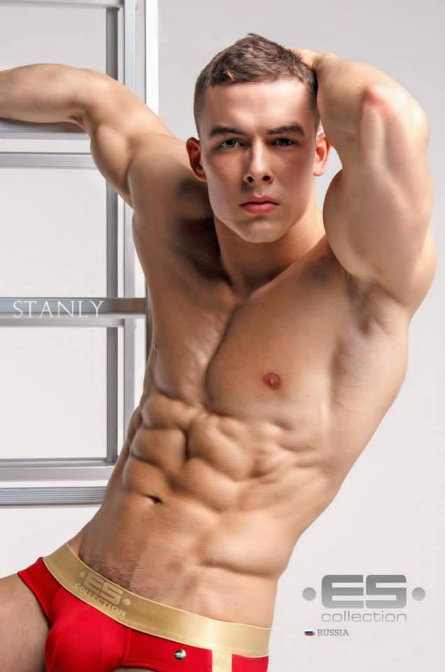 Hot Guy in Underwear 5