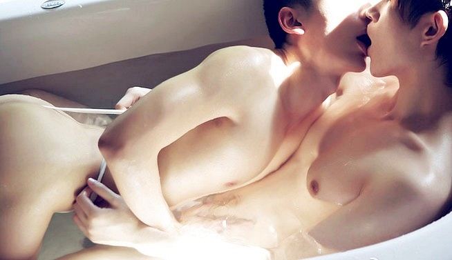 Athena men 96