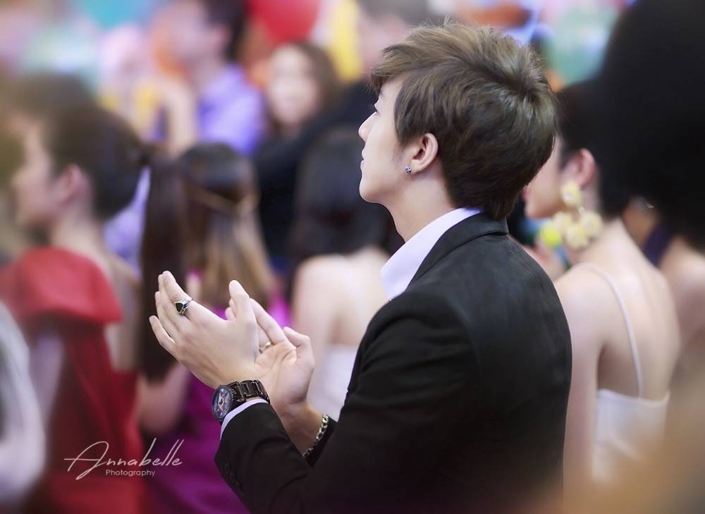 คนอะไรหล๊อ หล่อ >///< คุณชายกั้ง
