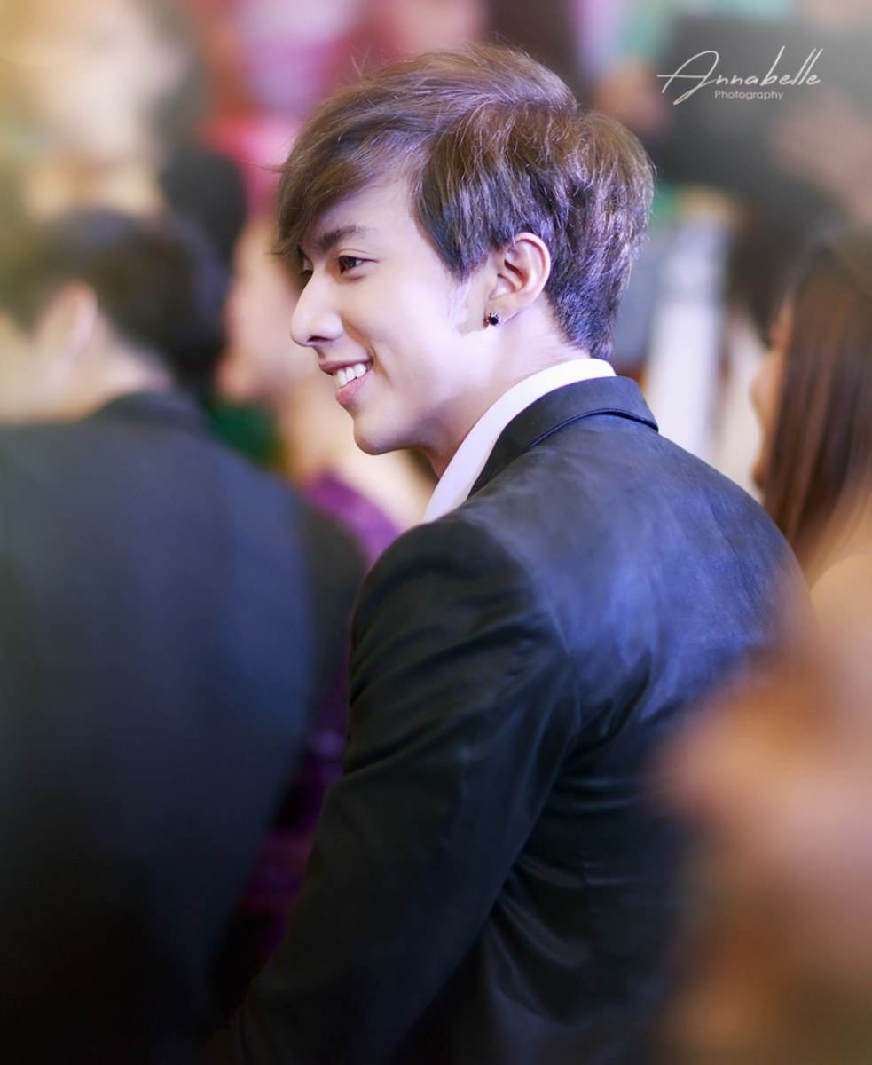 คนอะไรหล๊อ หล่อ >///< คุณชายกั้ง