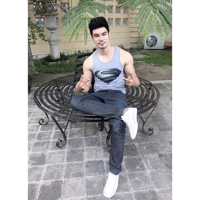 P พีรกันต์ เกียรติ์วรสกุล