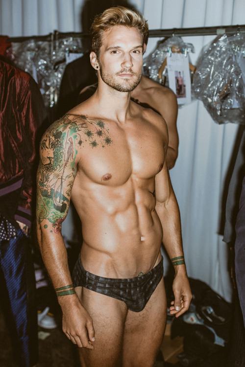 Hot Guy in Underwear 7