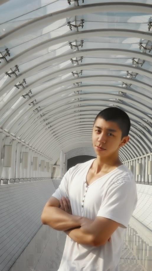 ฟินวันหยุดกับหนุ่มตี๋ล่ำ