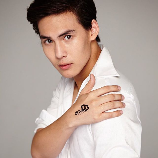 หนุ่มหน้าใส ^^