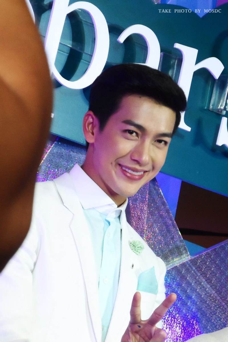 ใหม่ ดาวิกา @งานเปิดตัวฟรีเซ็นเตอร์ sparsha center central ladprao