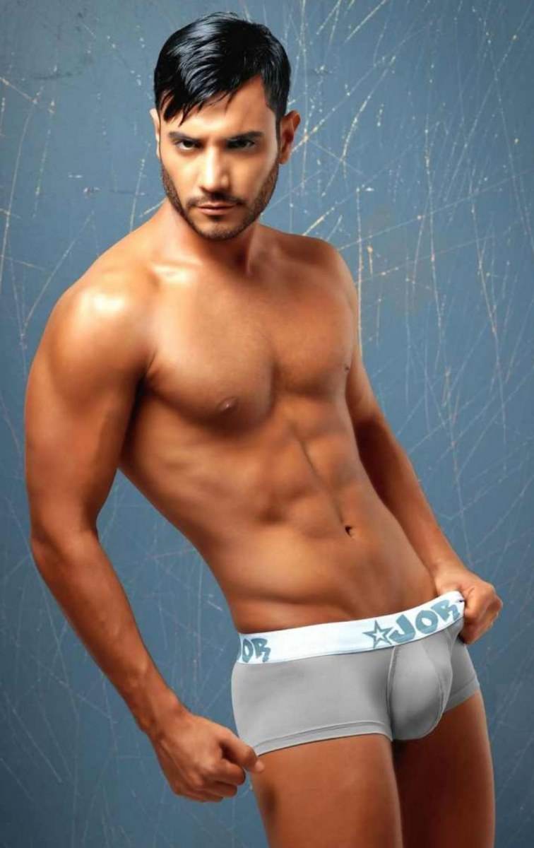 Hot Guy in Underwear 15