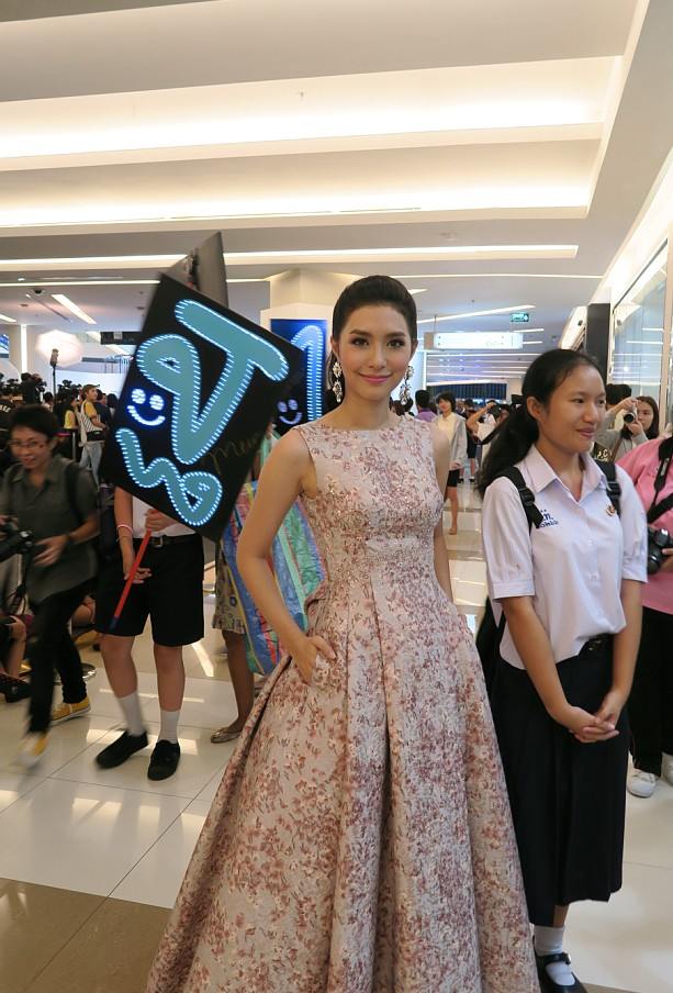 พอร์ช ศรัณย์  มิว นิษฐา  ออกงานคู่  ในงาน LME Connect