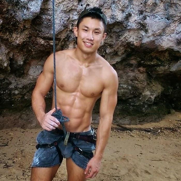 ฟินก่อนนอนกับหนุ่มๆ