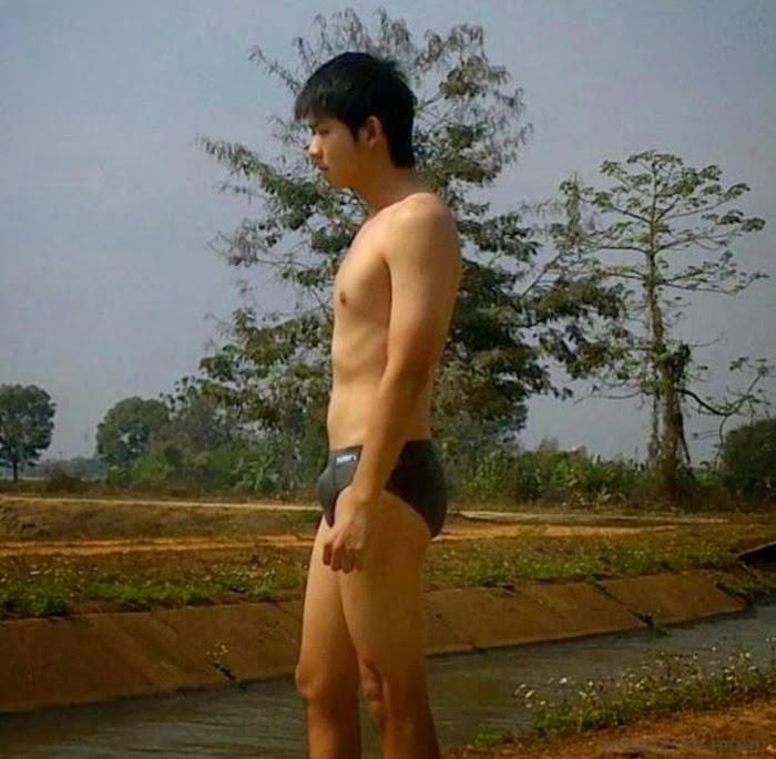 ฟินก่อนนอนกับหนุ่มๆ