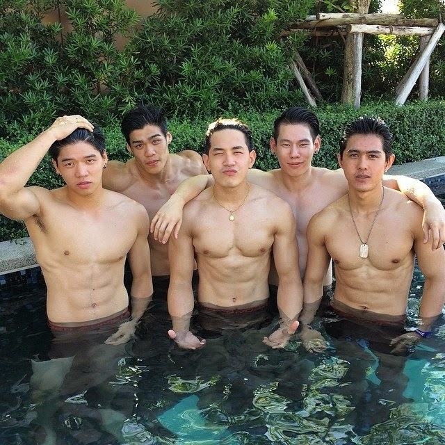 มาเป็นหมู่