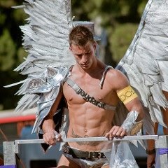 Hot Hunk