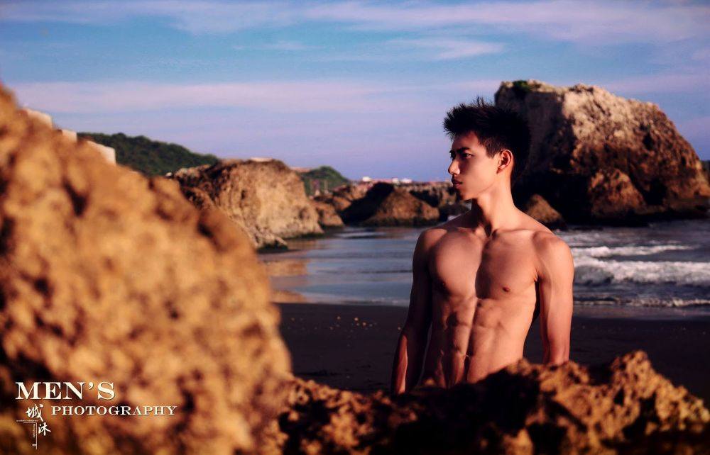 กล้าม วงแขน นม เลียๆ