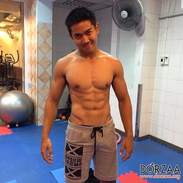 ล่ำๆน่าเลียๆ