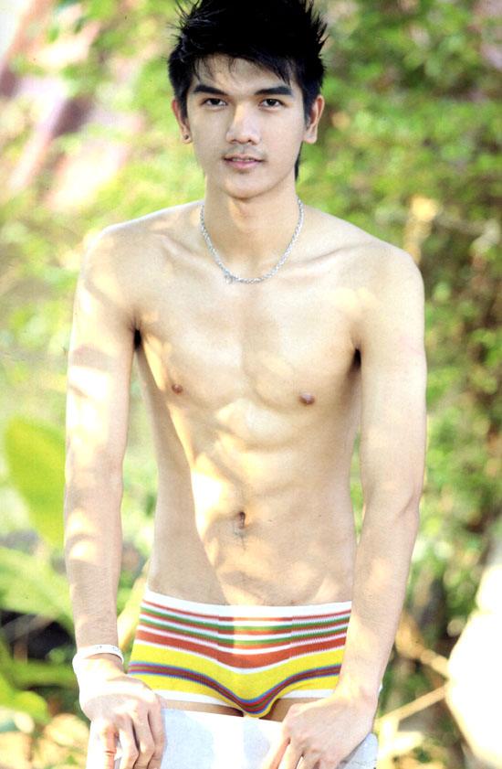 เข้มทะลุจอ