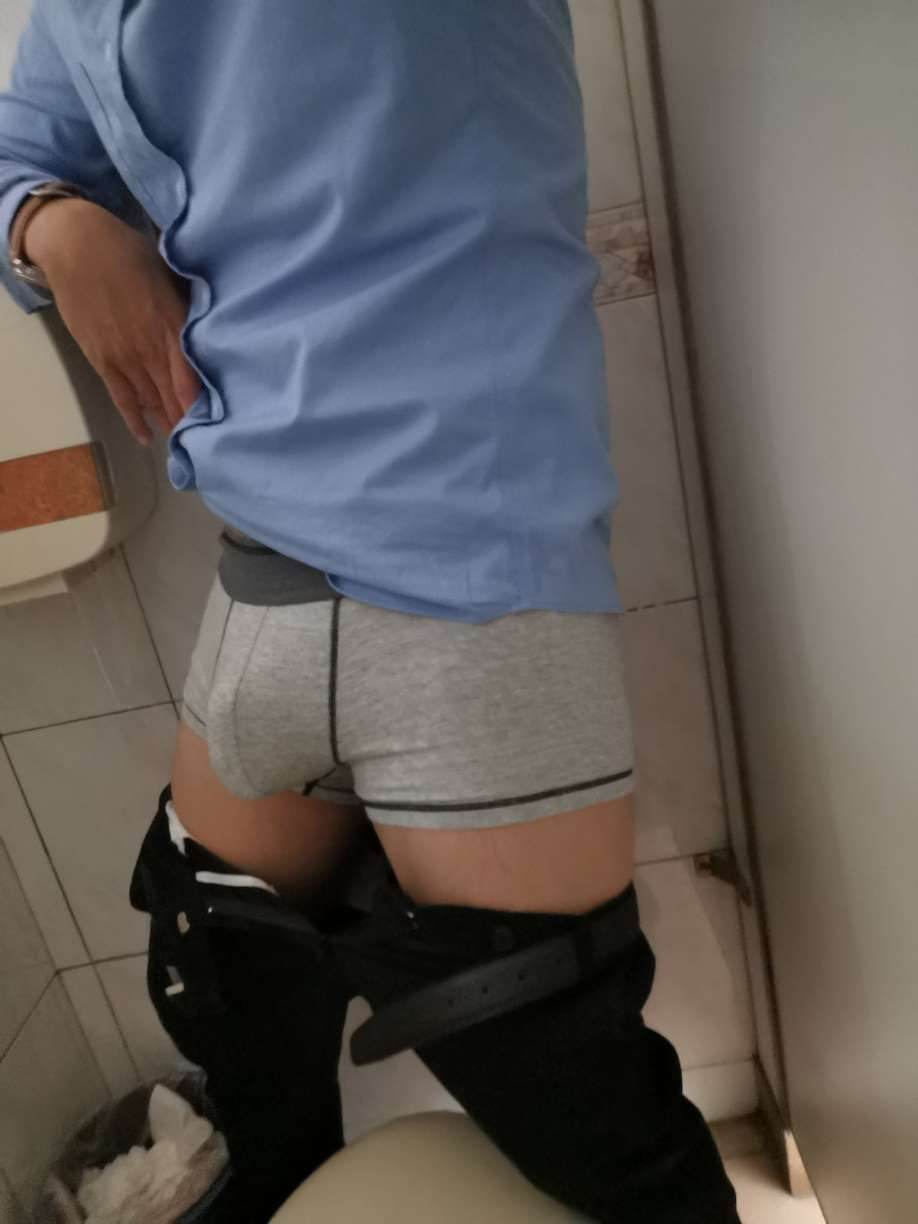 Hot guy in underwear
