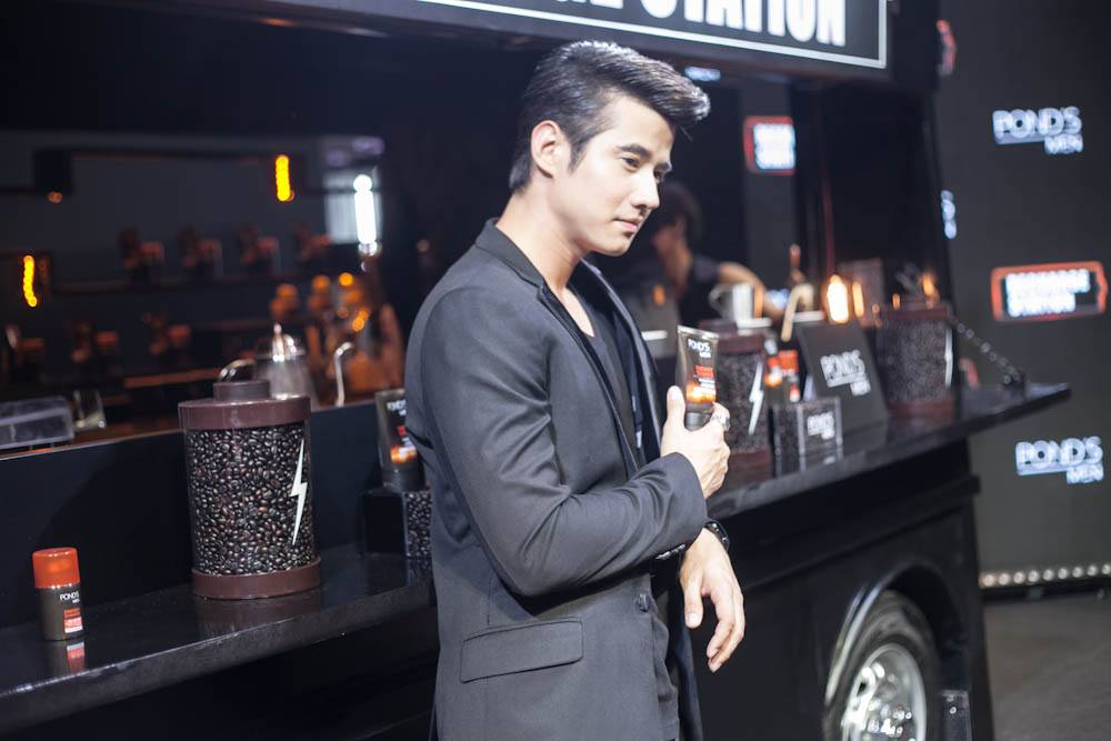 Mario Maurer, Koolcheng Trịnh Tú Trung - Pond's Men Event