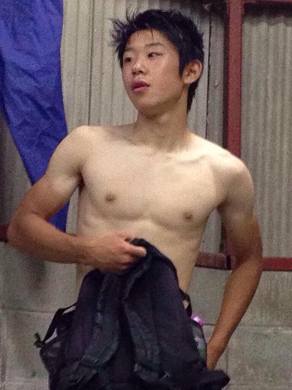 พักสายตากับหนุ่มๆ