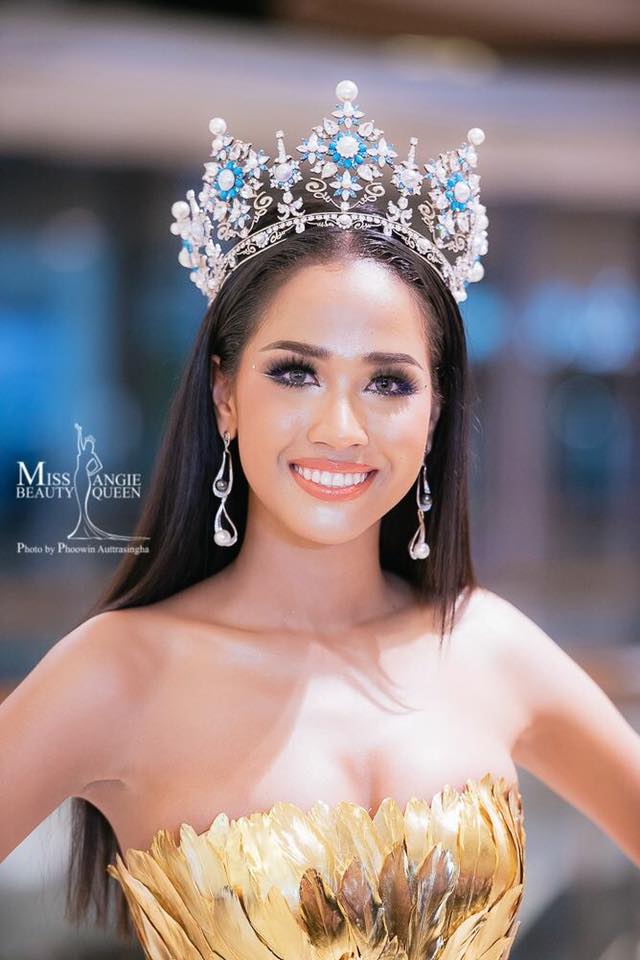 เมญ่า นนธวรรณ - ชุดทองคำ @miss thailand world