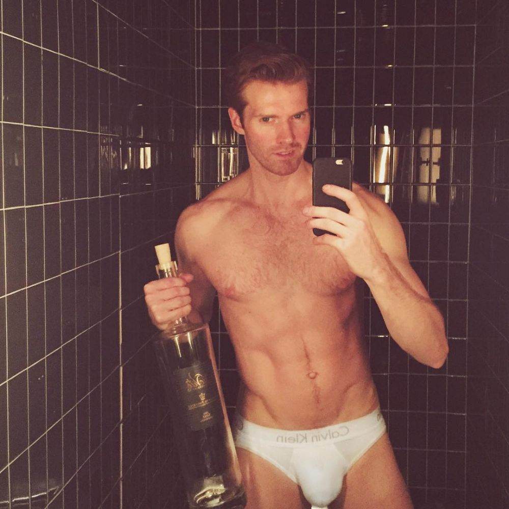 Hot Guy in Underwear 20