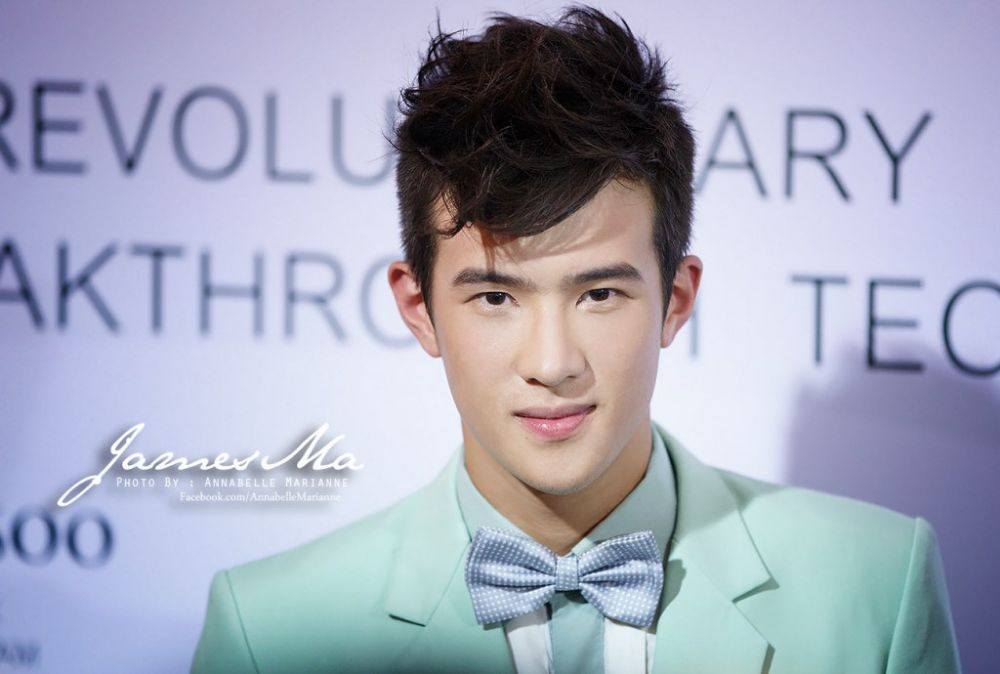 เจมส์ มาร์ ดาราหนุ่มหล่อ ขาวใส สูงใหญ่ เนื้อแน่น เห็นแล้วว๊อนท์สุดๆค่ะ