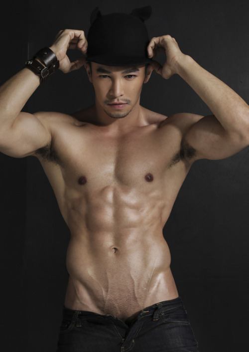 หนุ่มๆหน้ามนฟินๆ กางเกงตัวเดียว