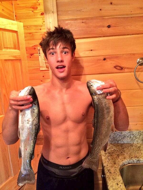 Net Idol หนุ่มhotฝรั่ง Cameron Dallas
