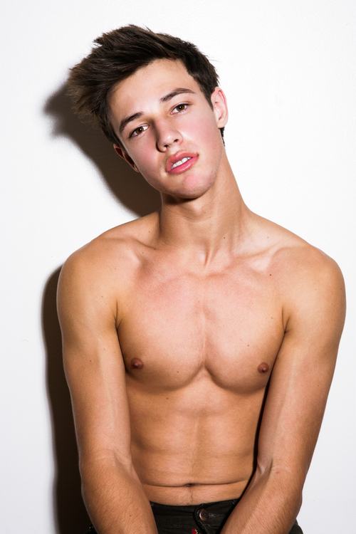 Net Idol หนุ่มhotฝรั่ง Cameron Dallas