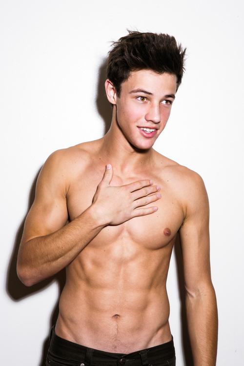 Net Idol หนุ่มhotฝรั่ง Cameron Dallas