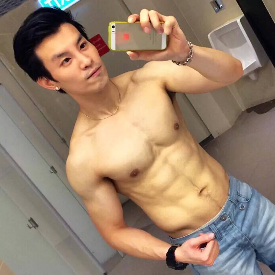 ขอเลียสักคน