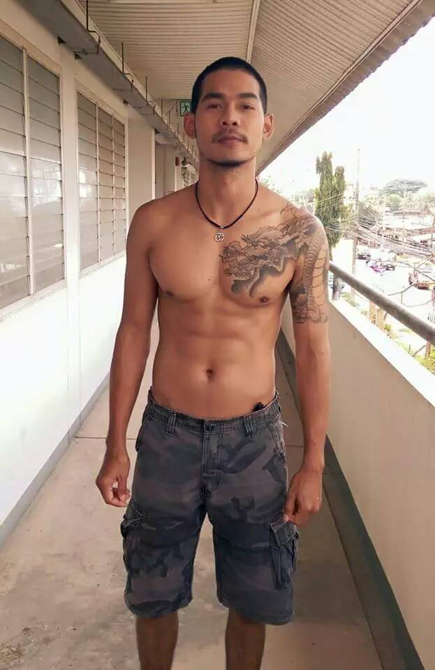 ขอเลียสักคน