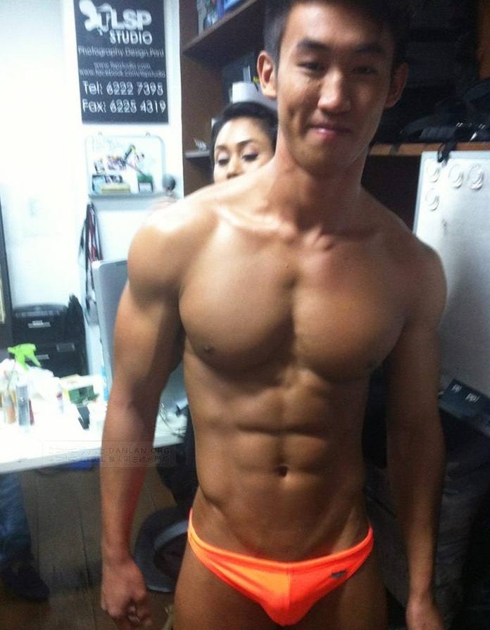 เบื้องหลัง^^