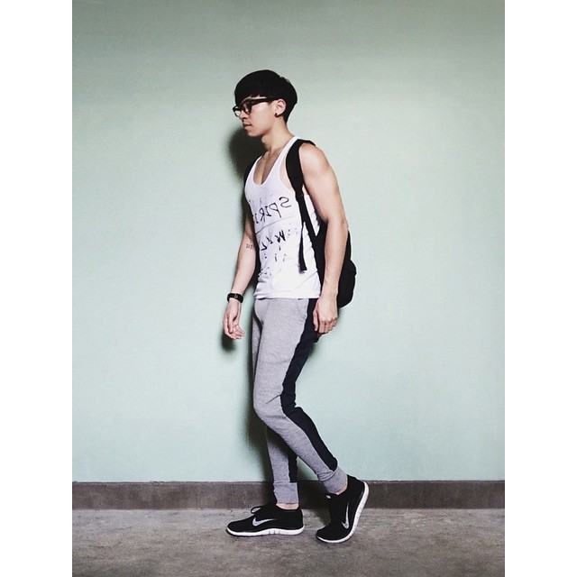 หนุ่มตี๋ล่ำ IG@XEXH