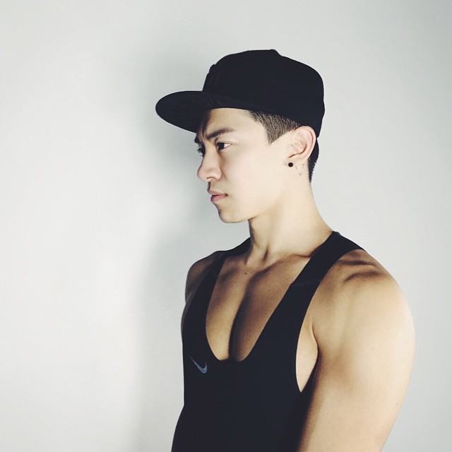 หนุ่มตี๋ล่ำ IG@XEXH