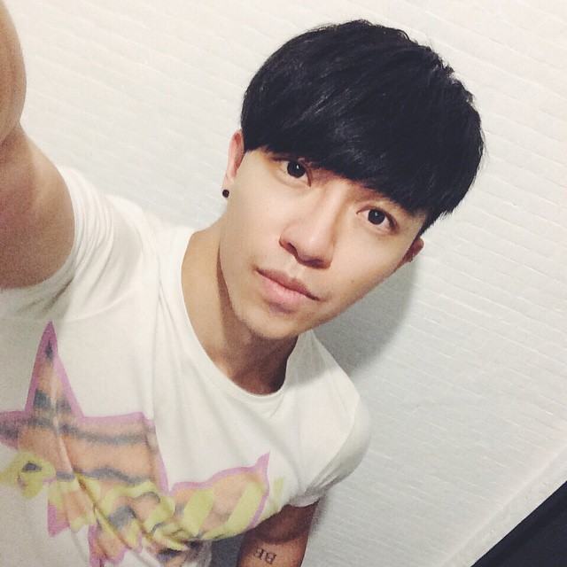 หนุ่มตี๋ล่ำ IG@XEXH
