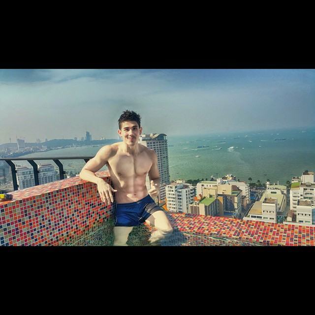นาย Tong IG@TONG_PRAPAPAN