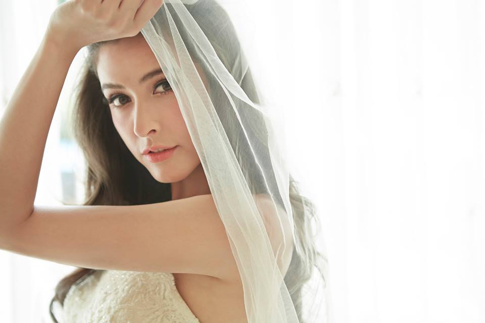 ศรีริต้า เจนเซ่น @ WEDDING GURU no.33 August 2015