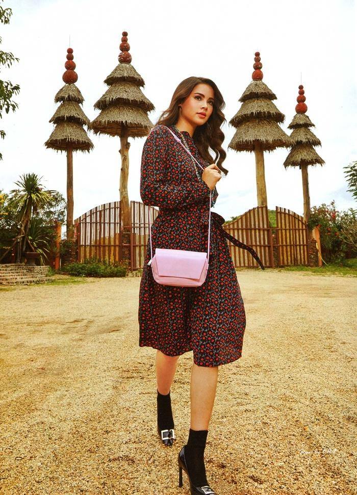 ญาญ่า-อุรัสยา @ พลอยแกมเพชร vol.24 no.566 August 2015
