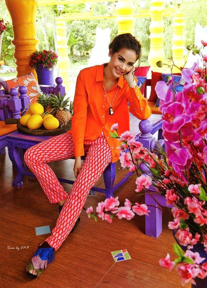 ญาญ่า-อุรัสยา @ พลอยแกมเพชร vol.24 no.566 August 2015