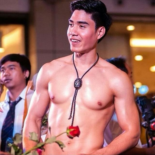ส่อง IG หนุ่มซิกแพคขาวๆตุงๆ | ฟินเยยย_No.2