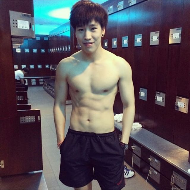 ส่อง IG หนุ่มซิกแพคขาวๆตุงๆ | ฟินเยยย_No.2