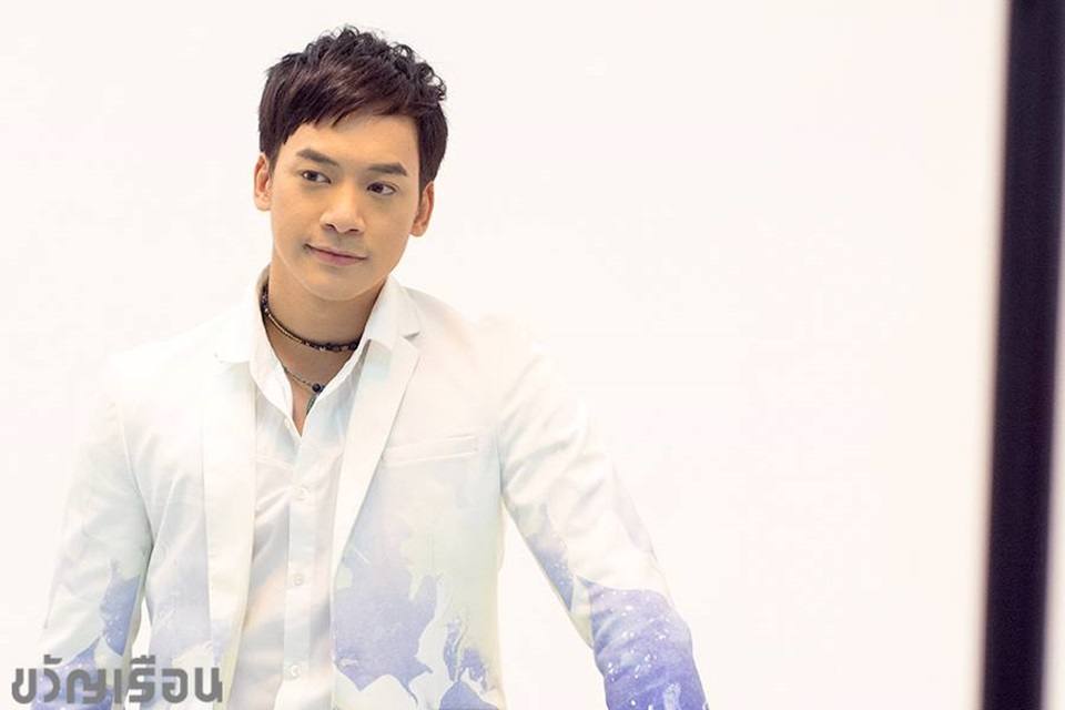 บี้-สุกฤษฎิ์ & หนูนา-หนึ่งธิดา @ ขวัญเรือน vol.47 no.1050 August 2015