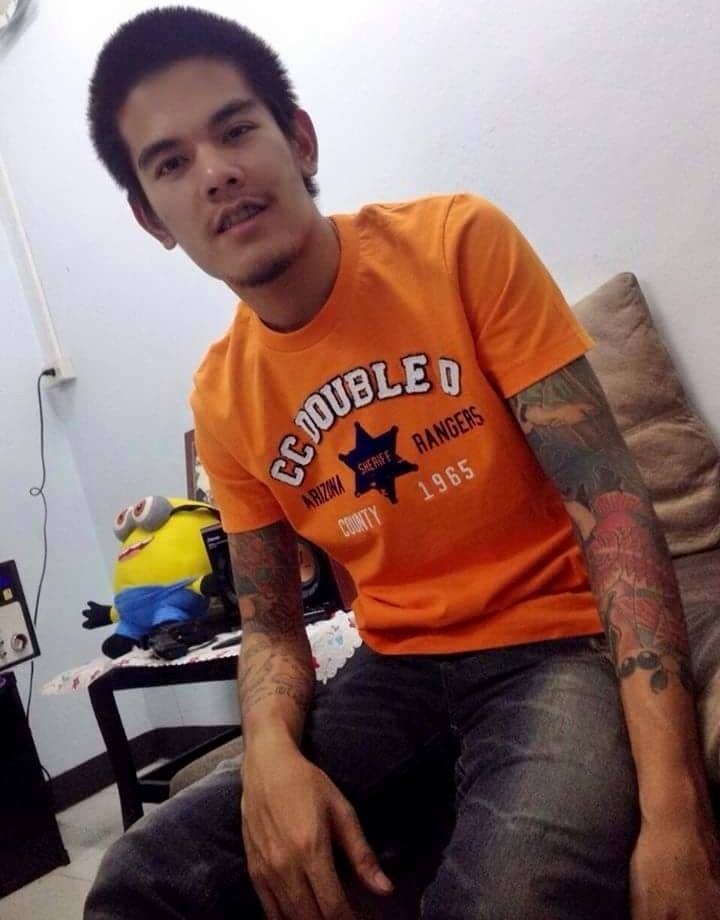 เลียแป๊บนะ