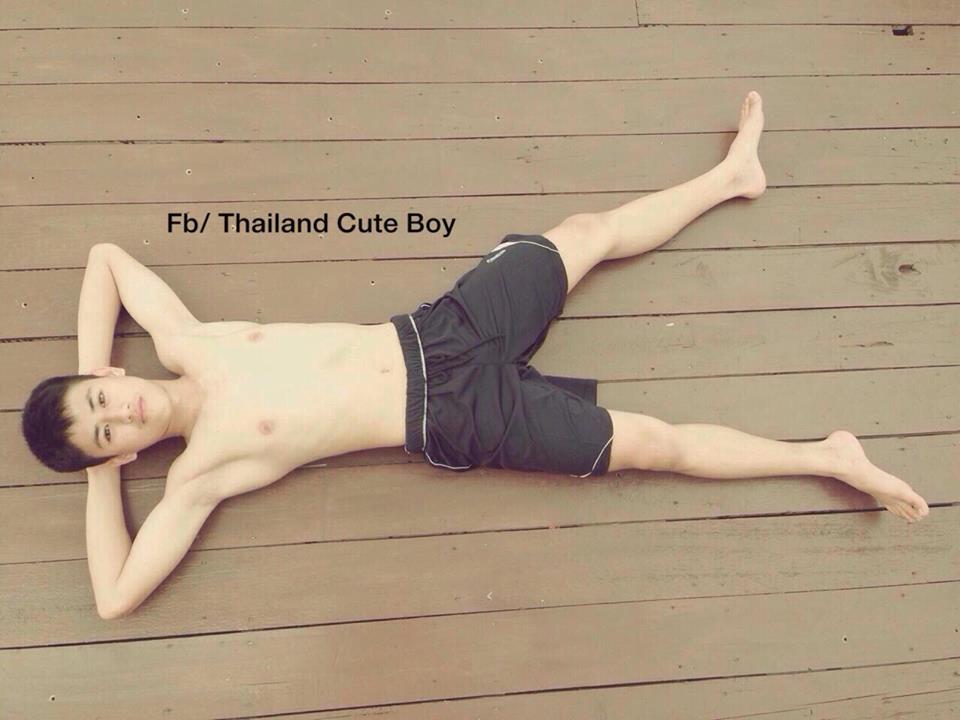 เลียแป๊บนะ
